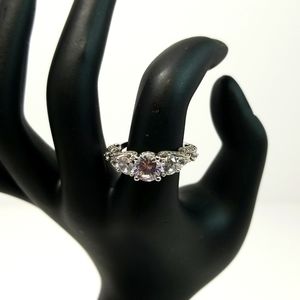 Kohl's 925 Silver Vintage Womens Ring Size 8US  New